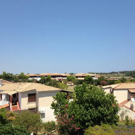 Flat St Cristina Village 公寓